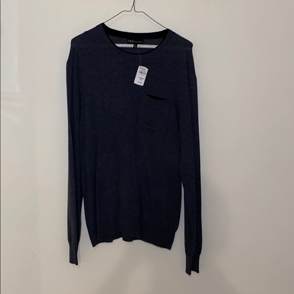 NEIMAN MARCUS BRAND DARK GREY CREWNECK LARGE !